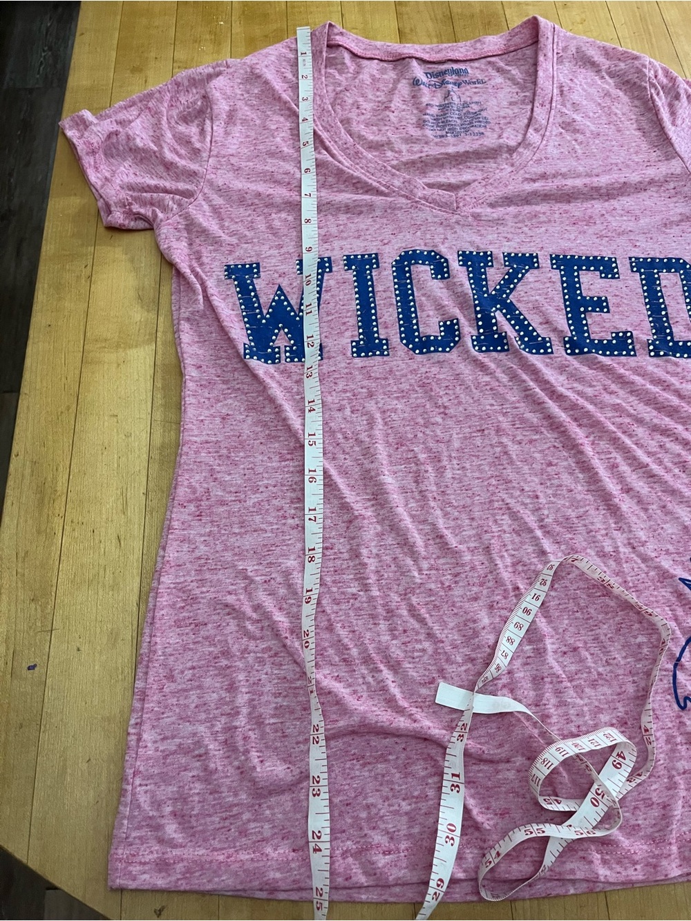 Disney Pink V-Neck 'Wicked' Graphic Tee Size Large - Picture 7 of 8